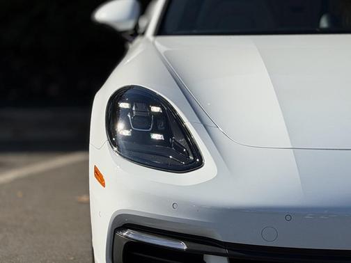 2020 Porsche Panamera 4