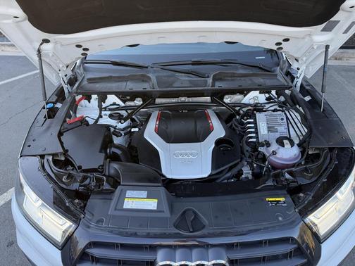 2020 Audi SQ5 3.0T Premium Plus