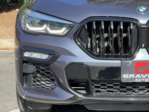 2021 BMW X6 M50i
