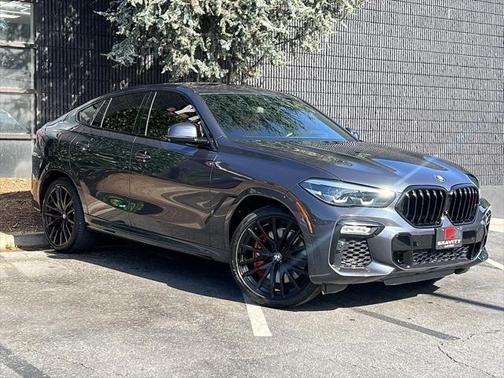 2021 BMW X6 M50i