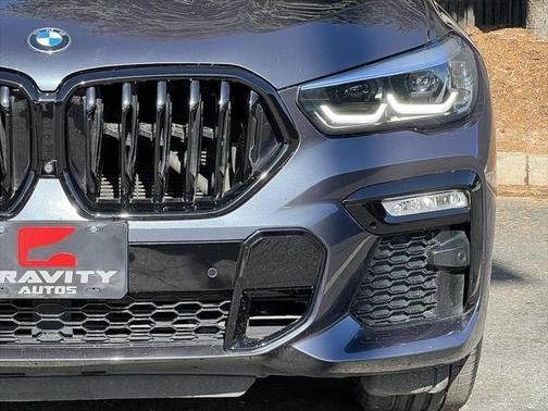 2021 BMW X6 M50i