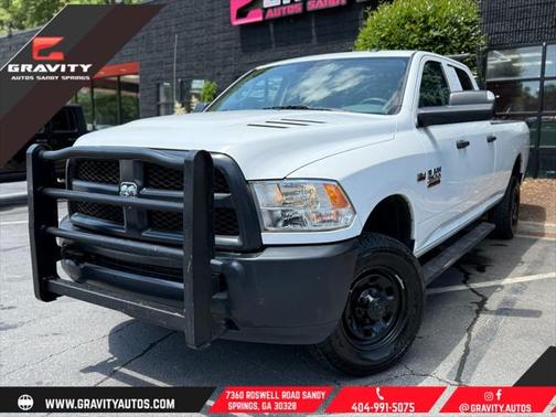 2017 RAM 2500 Tradesman Crew Cab 4x4 8' Box