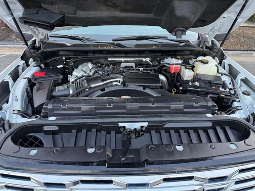 White Frost 2024 GMC Sierra 2500 Denali