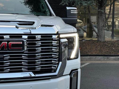 White Frost 2024 GMC Sierra 2500 Denali