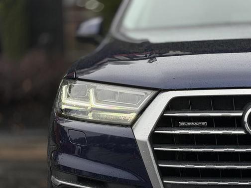 2019 Audi Q7 55 Premium Plus
