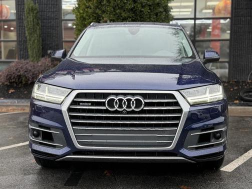 2019 Audi Q7 55 Premium Plus