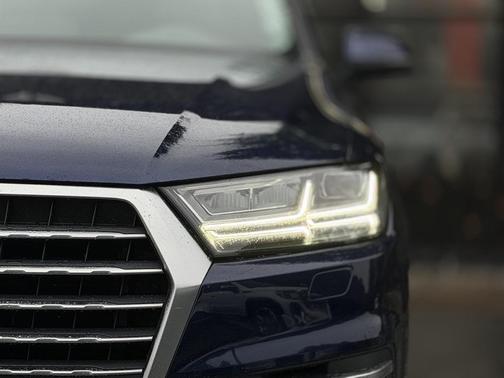 2019 Audi Q7 55 Premium Plus