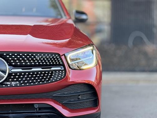 2022 Mercedes-Benz GLC 300 4MATIC Coupe