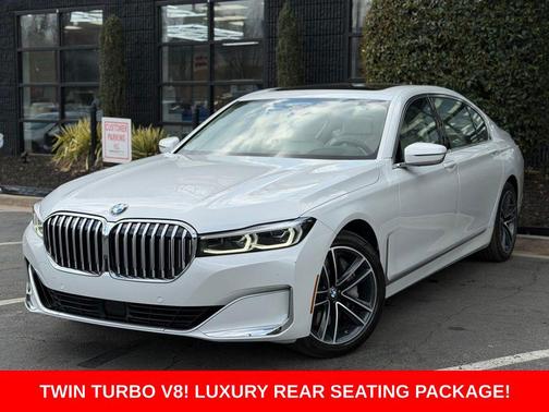 Mineral White Metallic 2022 BMW 750 i xDrive