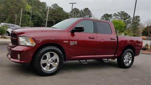 Photo 4 of 25 of 2019 RAM 1500 Classic Lone Star