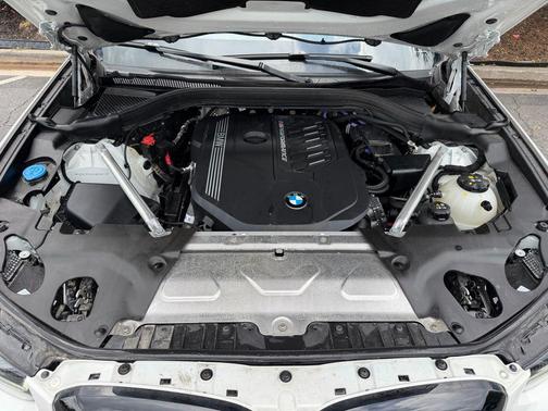 Alpine White 2024 BMW X3 M40i