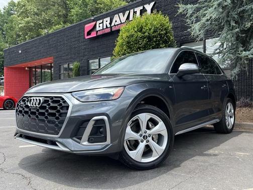 2022 Audi Q5 45 S line Premium Plus