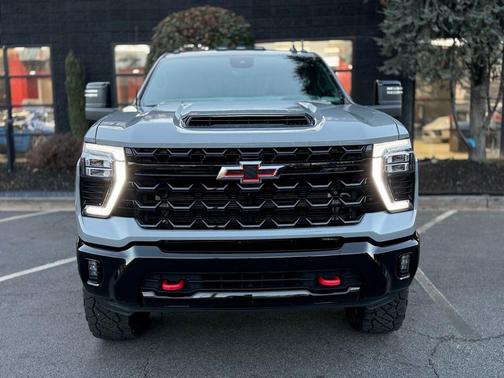 2024 Chevrolet Silverado 2500 4WD Crew Cab Standard Bed ZR2