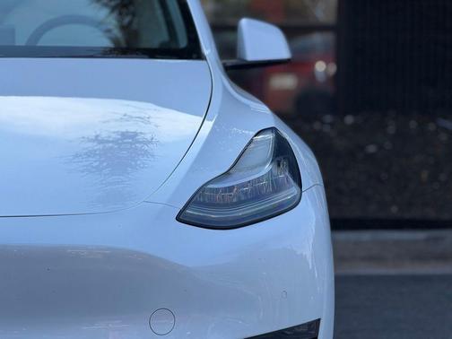 Pearl White Multi-Coat 2020 Tesla Model Y Long Range Dual Motor All-Wheel Drive