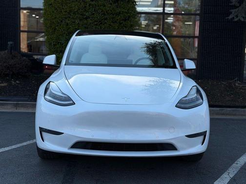 Pearl White Multi-Coat 2020 Tesla Model Y Long Range Dual Motor All-Wheel Drive