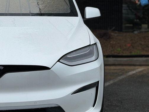 Pearl White Multi-Coat 2022 Tesla Model X Plaid Tri Motor All-Wheel Drive