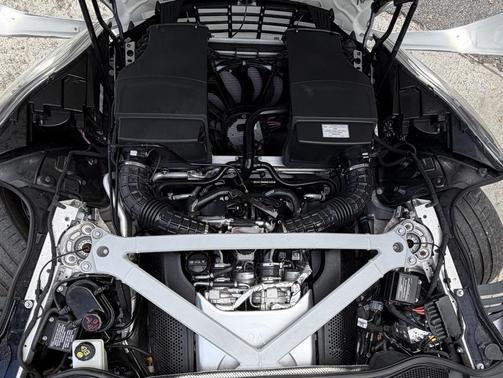 2019 Aston Martin DB11 Volante