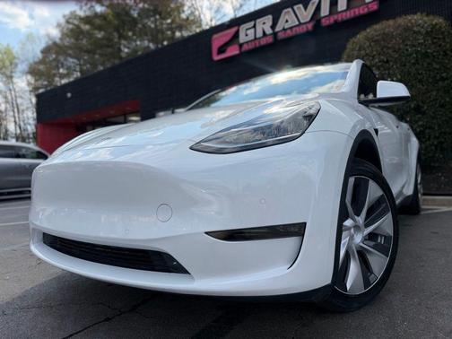 White 2022 Tesla Model Y Long Range
