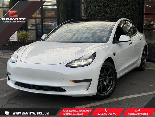 2022 Tesla Model 3 Standard Range