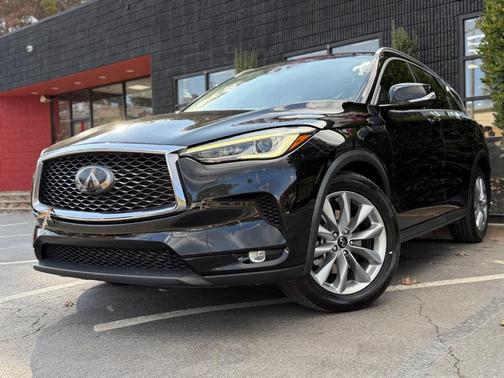 2021 INFINITI QX50 LUXE