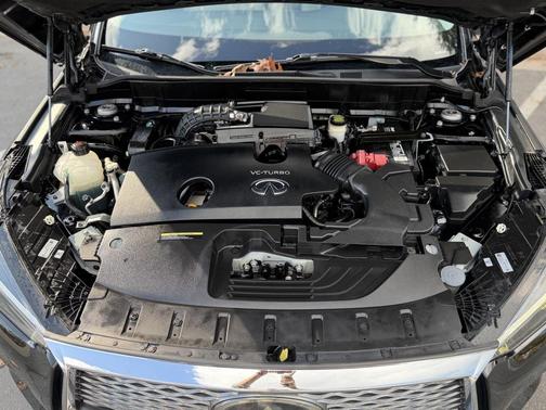 2021 INFINITI QX50 LUXE