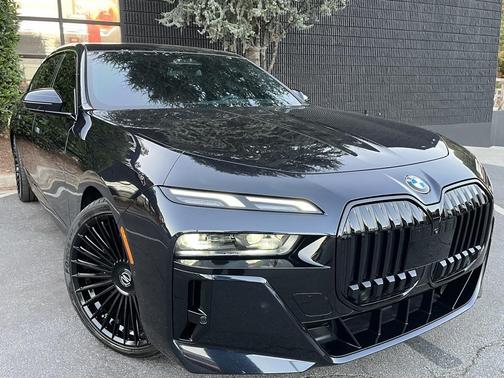 2023 BMW 760 i xDrive