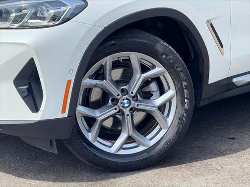 2024 BMW X4 xDrive30i