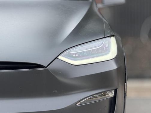 2022 Tesla Model X Dual Motor All-Wheel Drive