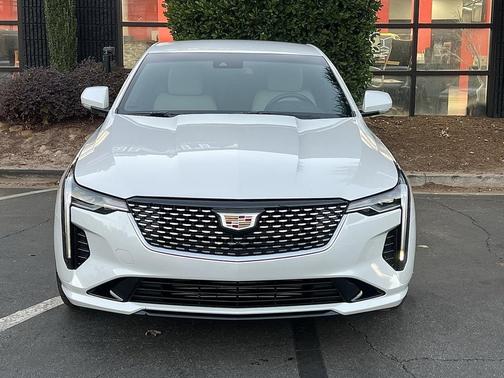 2025 Cadillac CT4 Luxury RWD