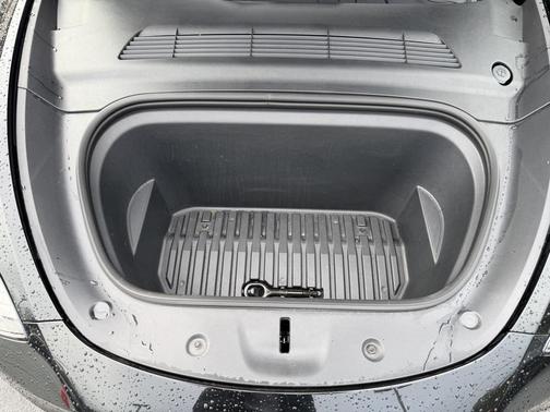 2023 Tesla Model Y Performance Dual Motor All-Wheel Drive