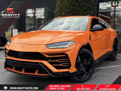 2021 Lamborghini Urus Graphite Capsule