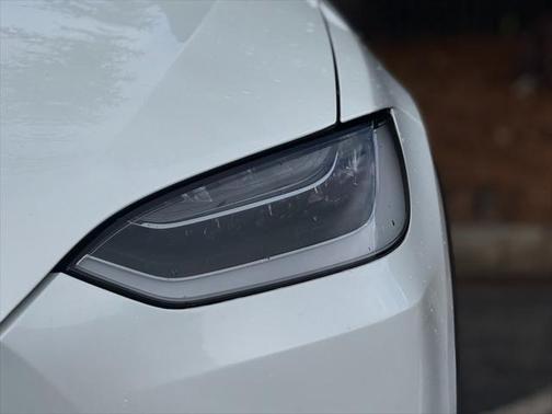 2018 Tesla Model X P100D