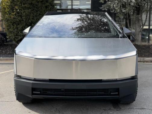 2024 Tesla Cybertruck Cyberbeast