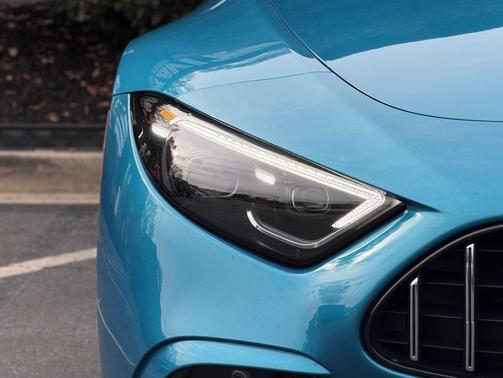 2023 Mercedes-Benz AMG SL 43 Base