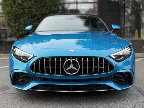 2023 Mercedes-Benz AMG SL 43 Base