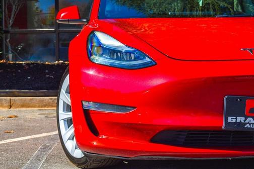 2023 Tesla Model 3 Standard Range
