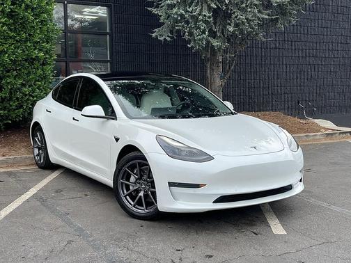 2021 Tesla Model 3 Standard Range Plus
