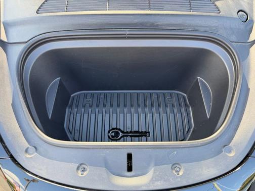 Solid Black 2025 Tesla Model Y Long Range Dual Motor Rear-Wheel Drive