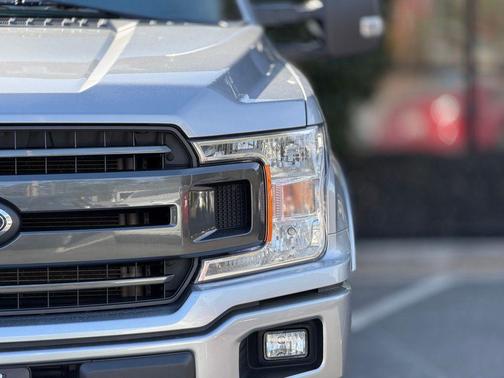 ICONIC SILVER 2020 Ford F-150 XLT