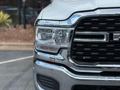 2022 RAM 2500 Big Horn Crew Cab 4x4 8' Box