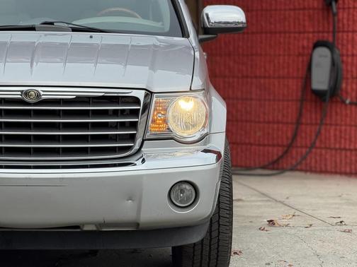 2008 Chrysler Aspen Limited