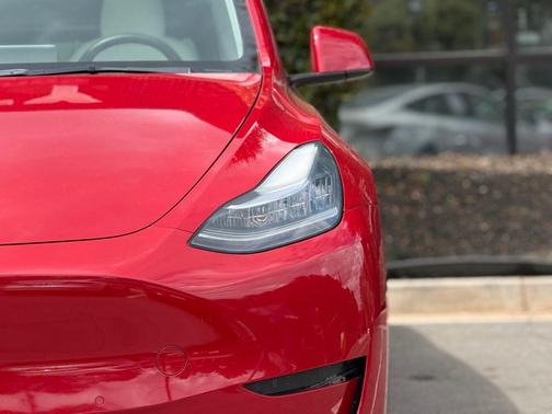 Red Multi-Coat 2021 Tesla Model Y Long Range