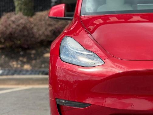 Red Multi-Coat 2021 Tesla Model Y Long Range