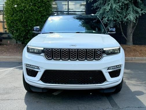 2023 Jeep Grand Cherokee Summit