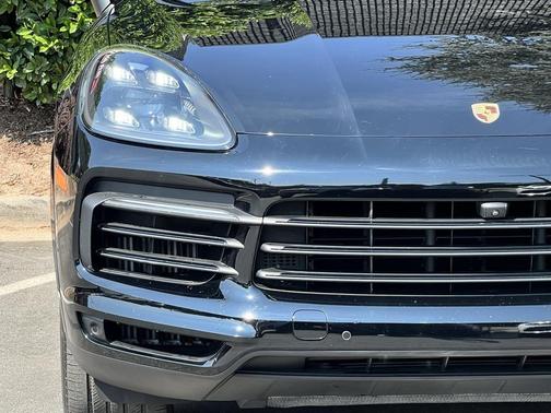 2021 Porsche Cayenne Base