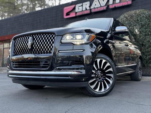 2022 Lincoln Navigator Black Label