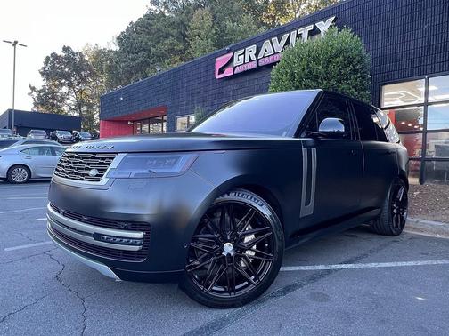 2023 Land Rover Range Rover P530 SE