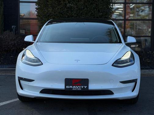 2020 Tesla Model 3 Standard Range Plus
