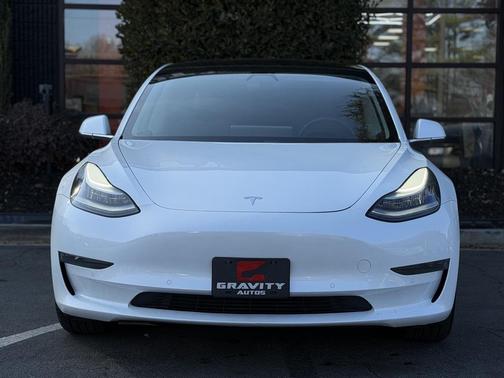 2020 Tesla Model 3 Standard Range Plus