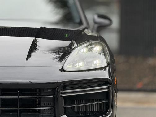 2020 Porsche Cayenne Turbo